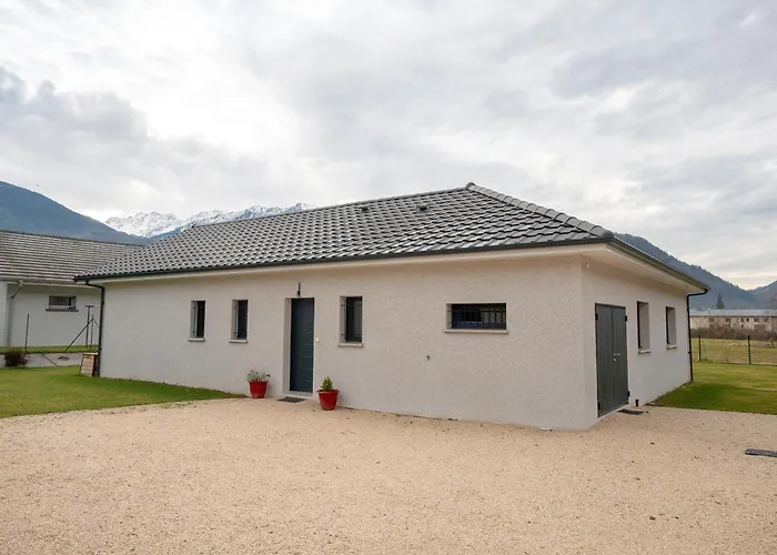 Les Chaudannes Holiday home *